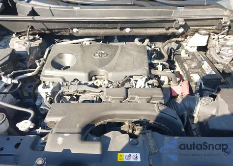 2019 Toyota Rav4 Xle from USA, damaged, VIN 2T3W1RFV5KW041768